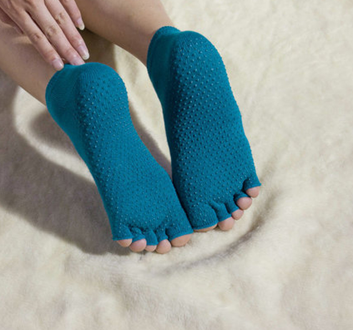 Natural Anti pilling Anti skidding Anti microbico Breathable five fingers Eco friendly women Sport socks men
