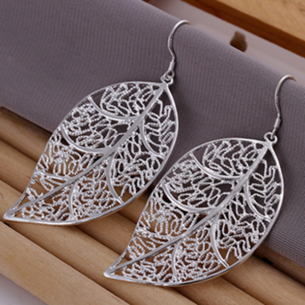 wholesale 925 silver leaves earrings hight quality fashion classic jewelry Nickle free factory price