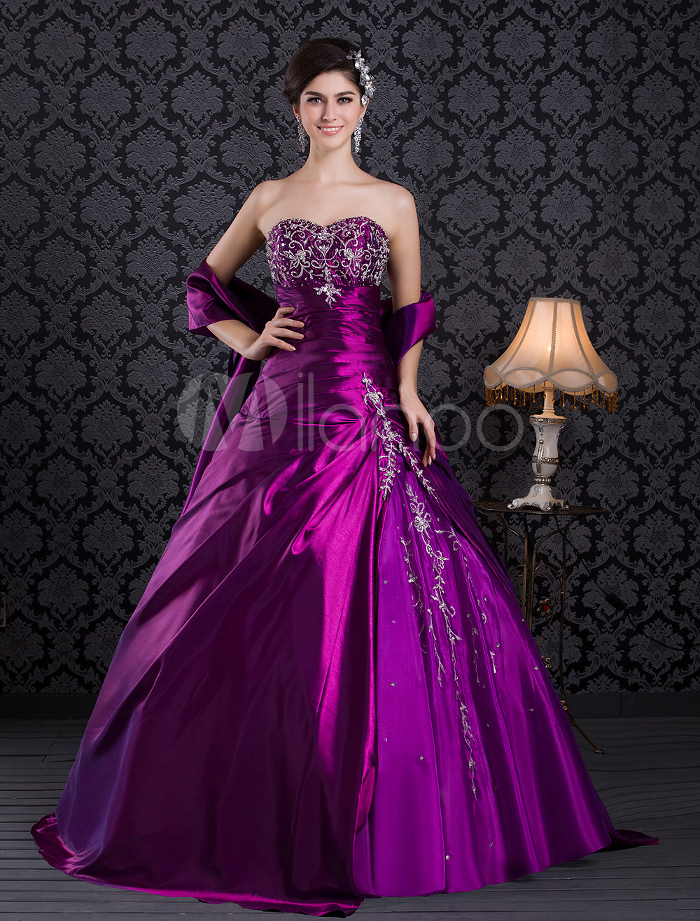 Purple Quinceanera Dresses Ball Gowns New 2014 Embroidery Sweetheart Lace up Floor Length Taffeta Free Wrap