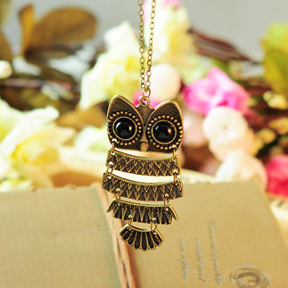 Vintage Lovely Owl Pendant Carved Hollow Chains Necklace for women gifts Promotion Wholesale Accessories GH306