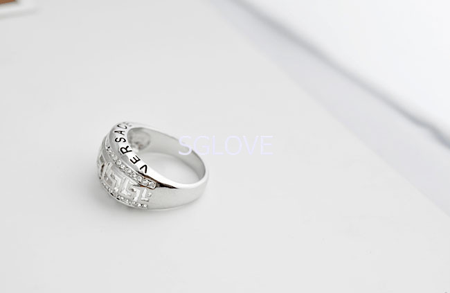 SGLOVE Letter Series 18K Gold Plated and 100 Austrian Crystals Hollowed out Classic Ring with Perfect