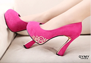 The 2014 European retro metal decorative Sexy Heels shallow mouth shoe nightclub crude documentary pumps for