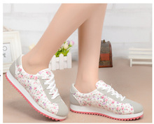 Spring 2014 new wave of women s flat shoes singles shoes Forrest Gump students Floral authentic