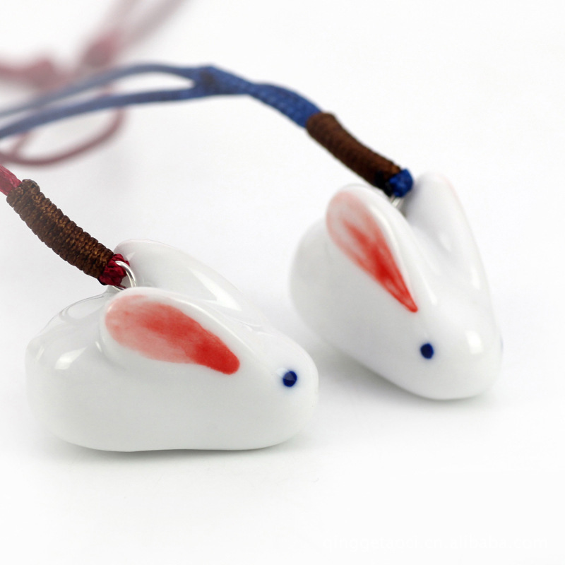 2014 Originality Lovely Girls Cute Blue Red Rope Bunny Rabbit Porcelain Fashion Knitted Lucky Ceramic Pendant
