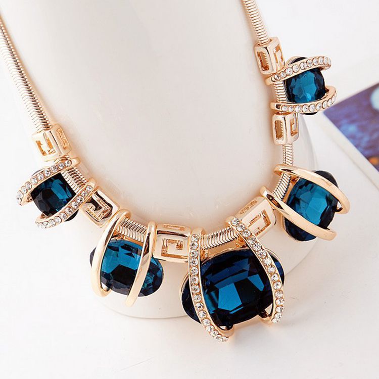 High Quality New 2015 Fashion Women Vintage Jewelry Pendant Necklaces For Women Statement Necklace 