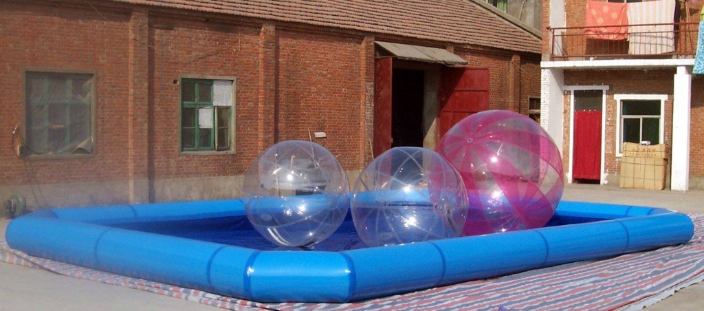 large paddling pool