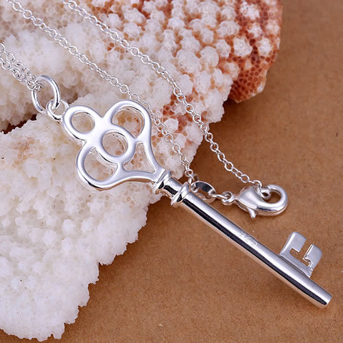 P064 Free Shipping 925 Silver fashion jewelry Men Women Chains 925 silver necklace Four circle key