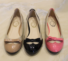 2013 single shoes female candy japanned leather round toe single shoes colorant match princess shoes flat pointed toe flat