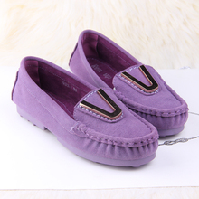 Spring women’s shoes personalized metal decoration soft outsole gommini loafers flat heel single shoes maternity shoes