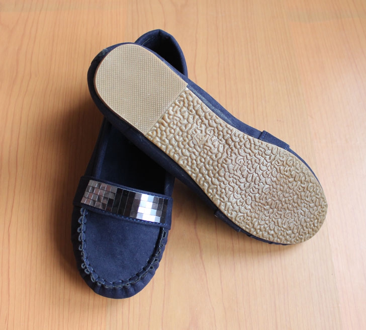 Flat heel black women s leather work shoes round toe shoes beijing comfort cotton made shoes