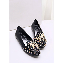 2014 luxury rhinestone rivet metal decoration round toe rubber sole shallow mouth flat-bottomed single shoes women’s shoes