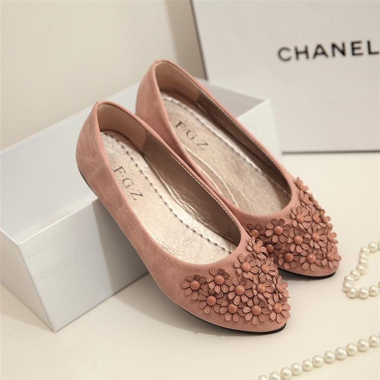 2014 flower fashion pointed toe shoes low top casual sweet shoes low heeled comfortable flat ship