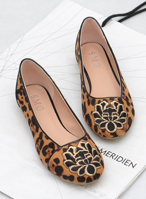 Autumn flat heel flat flower round toe casual princess soft comfortable women s shoes outsole shoes