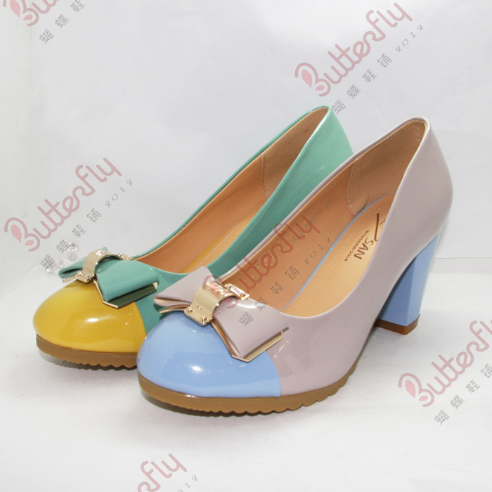 2014 spring shallow mouth color block decoration shoes thick heel shoes a802 2