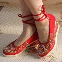 Cotton-made beijing shoes embroidered shoes wedding shoes handmade beaded cotton-made shoes national shoes bridal shoes wedding