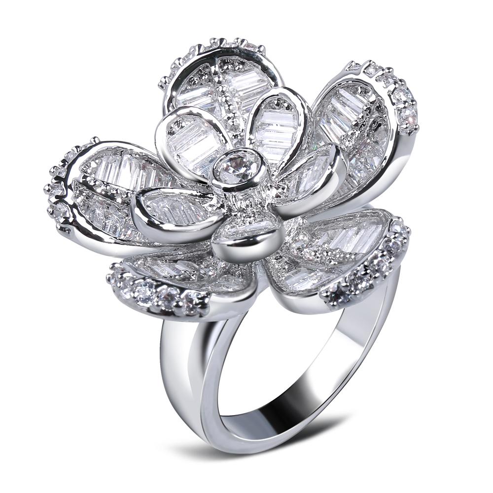 Hot Sell Woman Luxury Flower Shape wedding rings Top Grade Zirconia Crystal Nickel Free Plating Propose