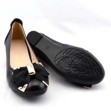 Spring fashion women s shoes genuine leather shoes flat cowhide work shoes mother large size 