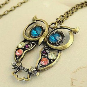2015 New Fashion Hot Selling Retro Color Block Drill Hollowing Carved Cute Owl Mao Yilian Necklace