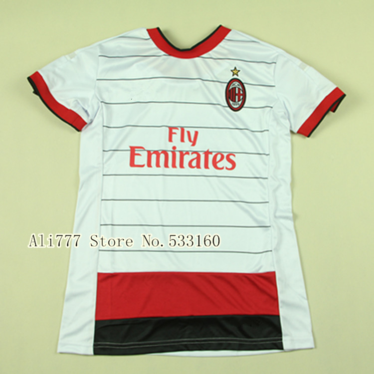 Download this Milan Weg Wit Voetbal Jersey Vrouwen Team And Shirt picture