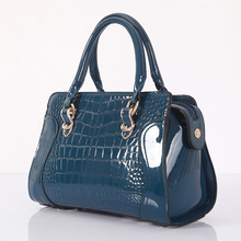 2014 the European and American crocodile grain fashion handbag bright skin inclined shoulder bag one shoulder