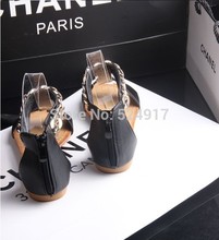 women sandals 2014 new summer flat shoes Metal decoration sandals big shoes Fashion women flats shoes