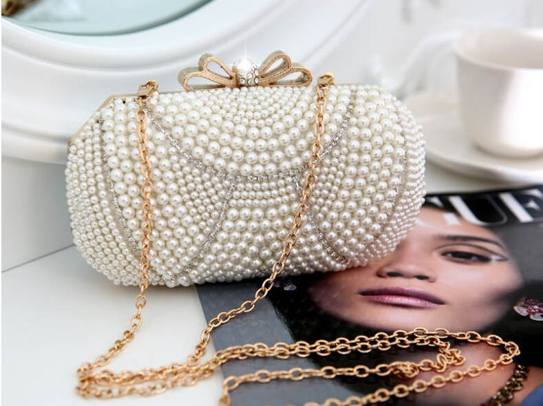 Whole 2017 New Pearls Clutch High Quality Women Embroidered Top Quality Fashion Evening Bags For Women Party Accessories Vintage Bag Whole Pearl Clutch Hd149