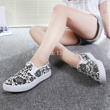 Chinese nationalistic style flower printed casual canvas loafers low heel women shoes suitable for all seasons