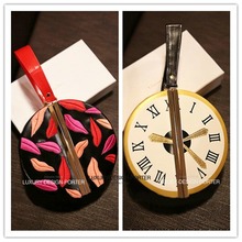 Designer Round Shape Hard CASE Wristlet Runway Bag Purse Celebrity love Women bag handbag evening clutch
