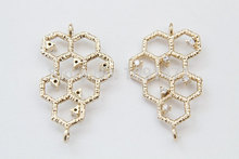 100pcs/lot  Free Shipping Bee-hive Honey comb Gold plated brass charm pendant