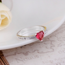 Hot Sell Wholesale Sterling 925 silver ring 925 silver fashion jewelry ring Red Zircon Love Inlaid