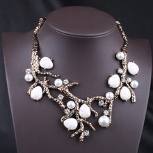 Free shipping vintage necklace wholesale new arrive luxury jewelry with pearl and crystal chunky necklace for women