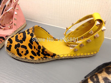Original brand women s casual shoes fashion women Rivets Leopard Print flat shoes the fisherman Canvas