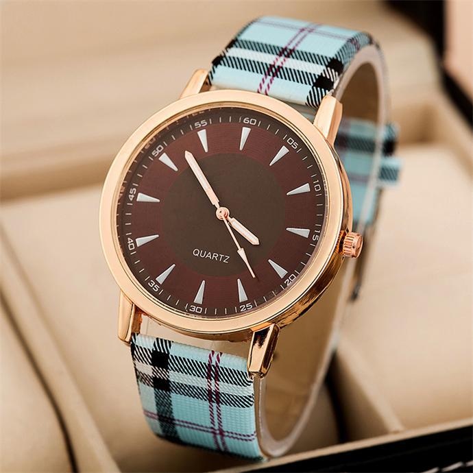 Free shipping Concise elegant fashion quartz watch Trendy casual men wristwatches Fashion jewelry