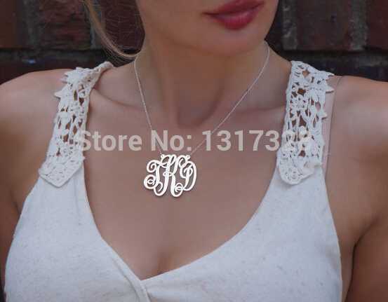 Monogramme bijoux, nom personnalisé collier en argent sterling ... Monogramme bijoux, nom personnalisé collier en argent sterling ...