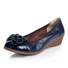 Plus size(34-42) women genuine leather flat shoes 2014 new fashion rhinestone bow casual single shoes women flats 5 colors