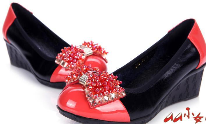 Rhinestone leather 2014 new wave of patent leather work shoes shallow mouth flowers ol Wedges Square