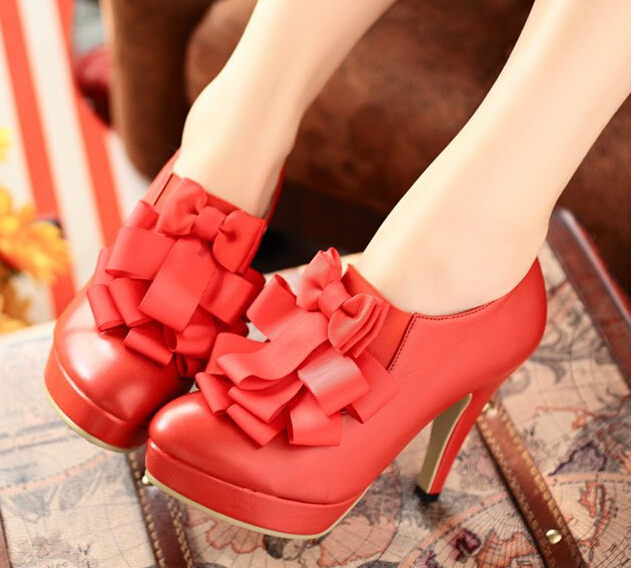 Free shipping 2014 spring and autumn new sexy waterproof Taiwan ultra with flowers wedding pumps 