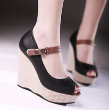 Free shipping 2014 new summer waterproof Taiwan heel elegant mature high heeled women s sandals 