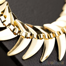 Women s Fashion Golden Alloy Fish Bone Charm Choker Collar Necklace Jewelry 1N8E