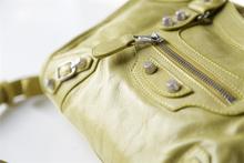Top Quality Genuine Leather Women Handbag Fashion Small Rivets Lady Mini Size Motorcycle Bag Shoulder Bag