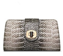 2014 summer new European and American fashion handbags luxury glossy crocodile clutch handbag chain Dinner
