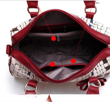 2014 Special deals authentic the noble fashion women bag exquisite PU messenger bags handbag free shipping