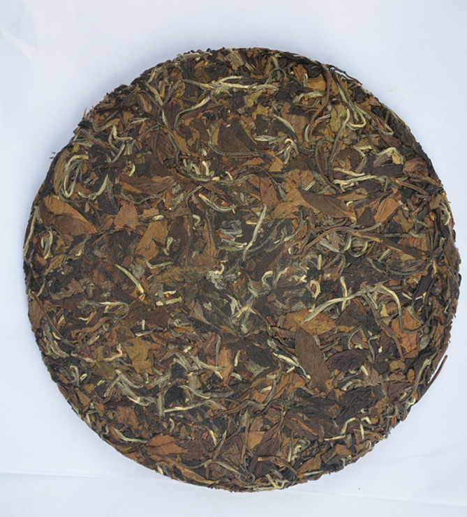 357 grams of fujian fuding wild white tea cake quality free shipping China unique health tea