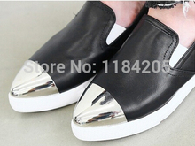 Wholesale and retail NEW 2014 shoes woman Metal prongs, color matching,casual flat shoes for woman,white and black  Z65