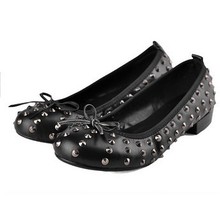 europe style flat shoes rivet loafers shoes woman genuine leather black white hot sale free ship A343