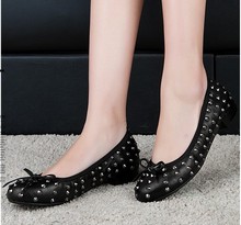 europe style flat shoes rivet loafers shoes woman genuine leather black white hot sale free ship