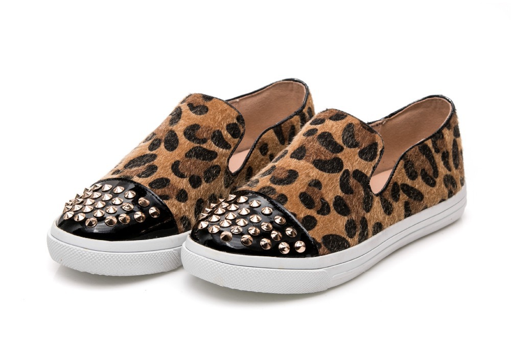 2014 korean style newly rivet casual autumn women loafers sapatos femininos hot sale free ship a349