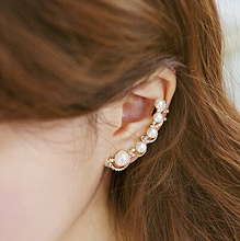 New fashion Exquisite Designed Beautiful And Sweet Imitate Pearl Rhinestone Earring Clips Women Ear Cuff (Single Price) XY-E548