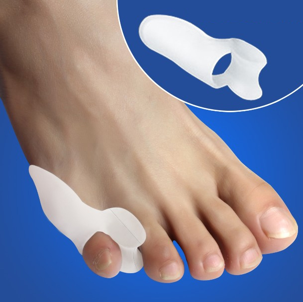 2pcs Silicone Gel Foot Care Tool toe Separator Little toe valgus protector Bunion adjuster for Women