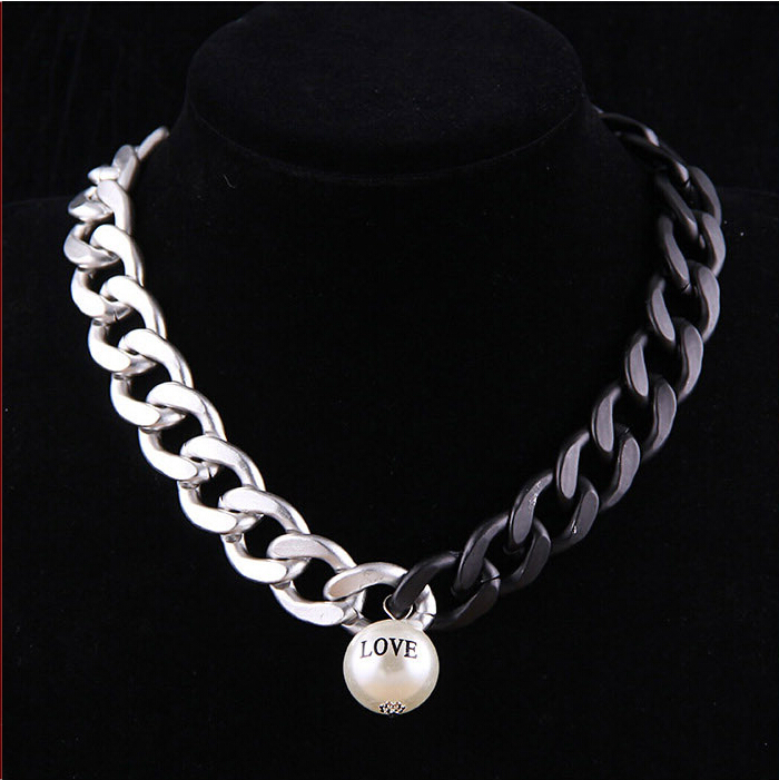 2014New Bohemia Style LOVE Pearl Black And White Mixing Chain Large Necklaces For Women Pendant NecklaceN1664